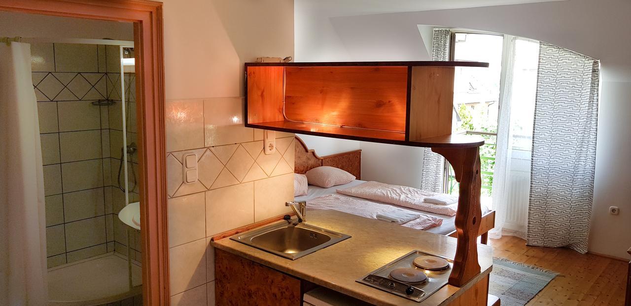 Hotel Paar Szieszta Győr Extérieur photo
